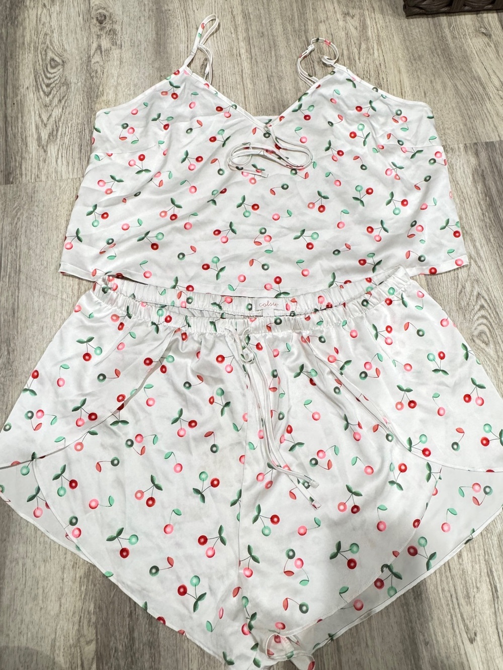 Colsie Cherry Print Cami & Shorts Pajama Set Size Large